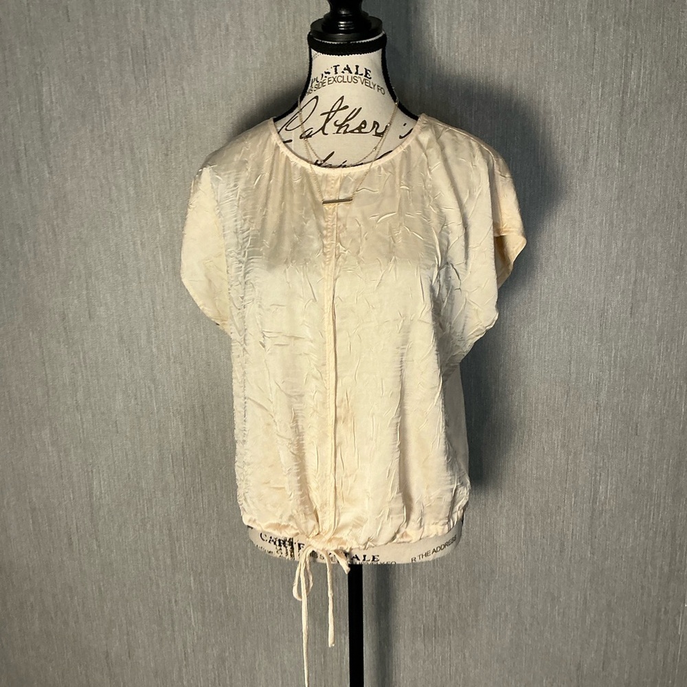 Worthington Cream Blouse with Drawstring Size Medium - Picture 9 of 9
